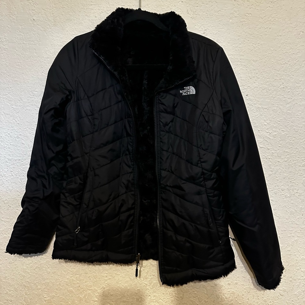 North Face reversible black coat. Size small